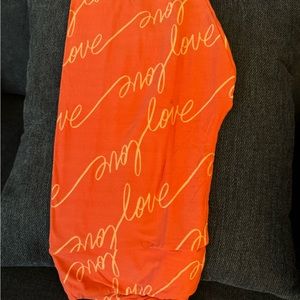 Lularoe Pink Love legging